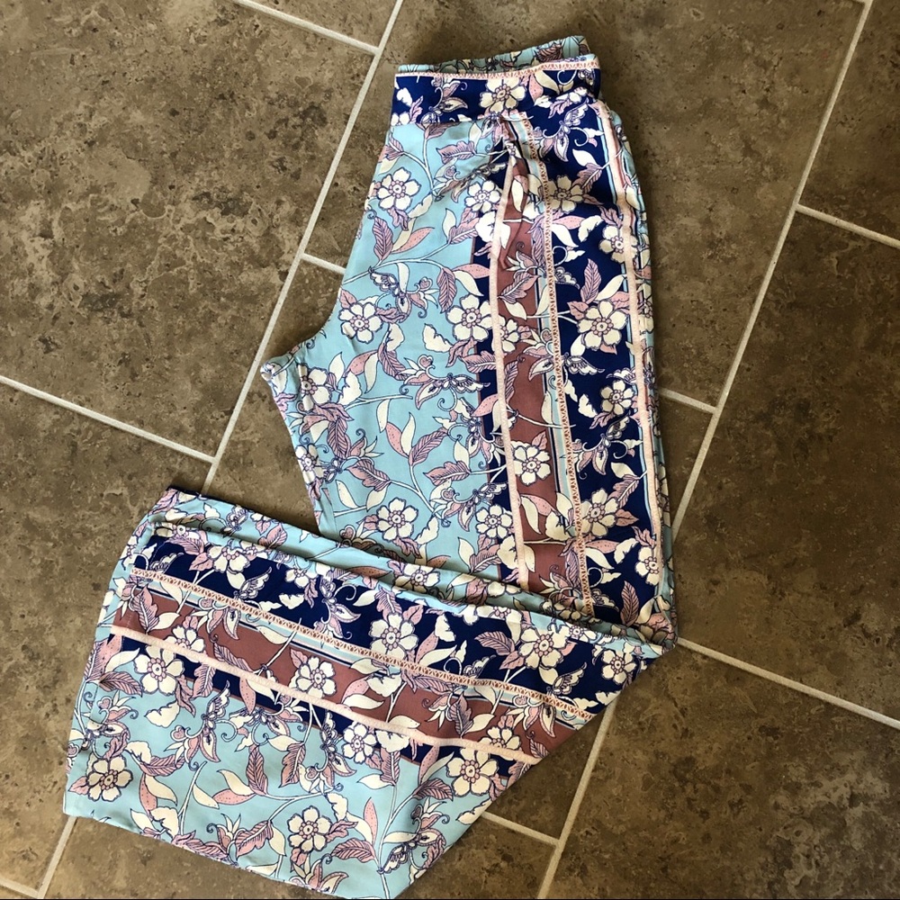 Gypsies & Moondust Bohemian Pants, Size: L